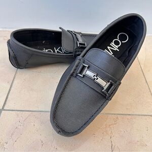 Calvin Klein Men's 7.5 Magnus Charcoal Black Slip-On Leather Driving Loafers